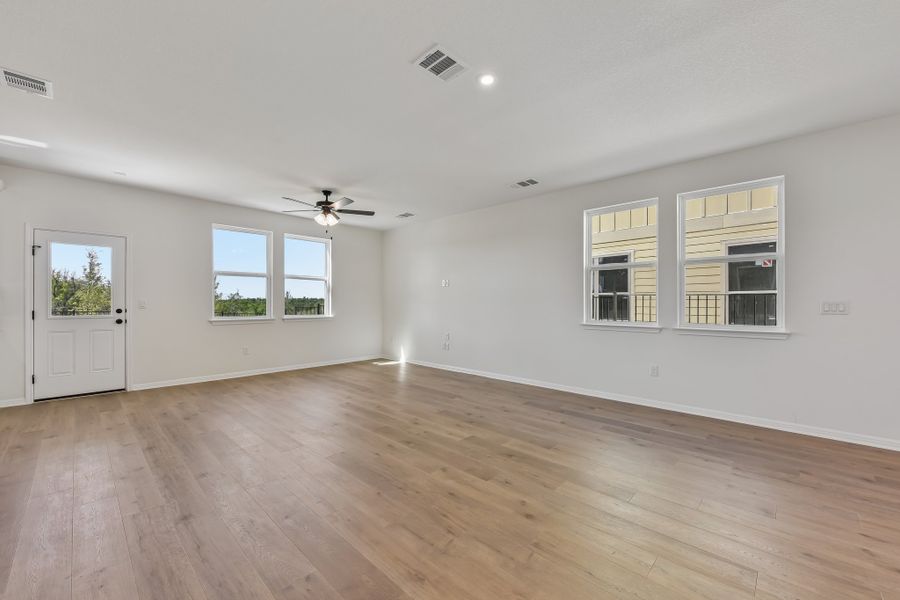 Spacious, unfurnished interior of a new home in Saddle Ridge at Wildhorse Ranch, Austin (Image 14). Spacious, unfurnished interior of a new home in Saddle Ridge at Wildhorse Ranch, Austin (Image 14).