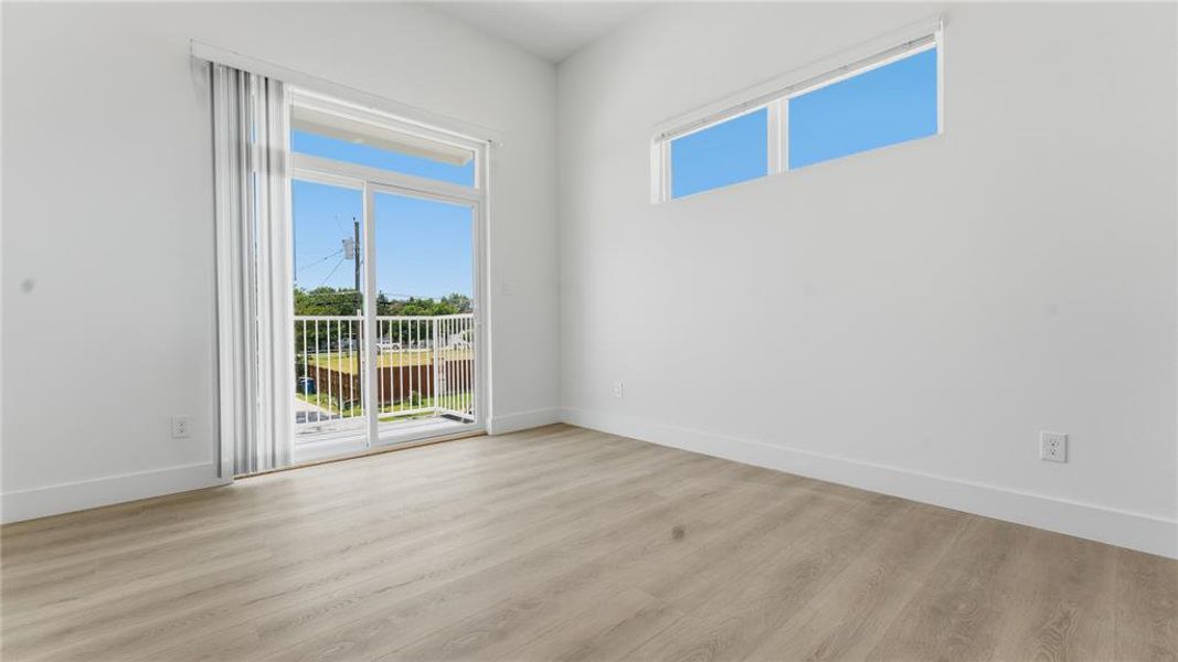 Spacious, unfurnished interior of a new home in , Dallas (Image 11). Spacious, unfurnished interior of a new home in , Dallas (Image 11).