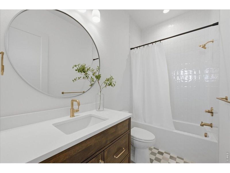 Furnished interior view inside a new home in , Windsor (Image 28).