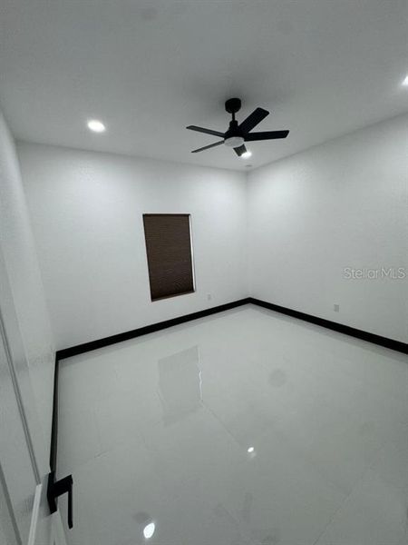 Spacious, unfurnished interior of a new home in , Belleview (Image 18).