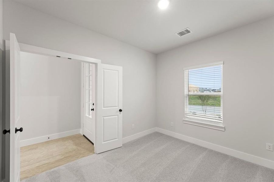 Spacious, unfurnished interior of a new home in Solterra, Mesquite (Image 37). Spacious, unfurnished interior of a new home in Solterra, Mesquite (Image 37).