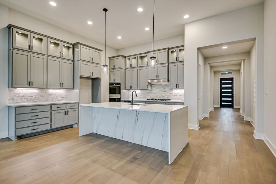 Representative furnished interior of a home built from the Sapphire by Giddens Homes in Riverstone, Georgetown (Image 53).