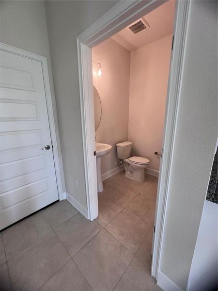 Spacious, unfurnished interior of a new home in Harmony Central, Harmony (Image 7).