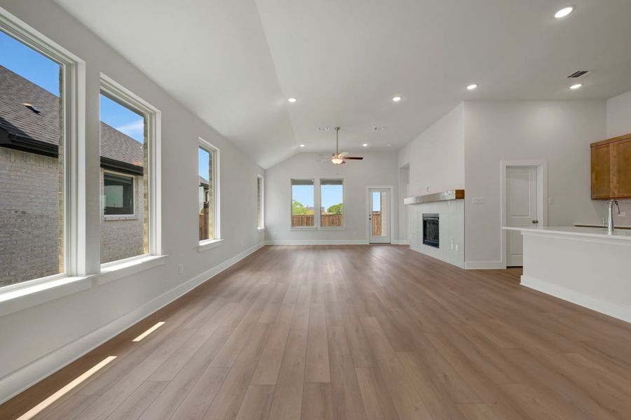 Spacious, unfurnished interior of a new home in The Meadows, Denton (Image 11).