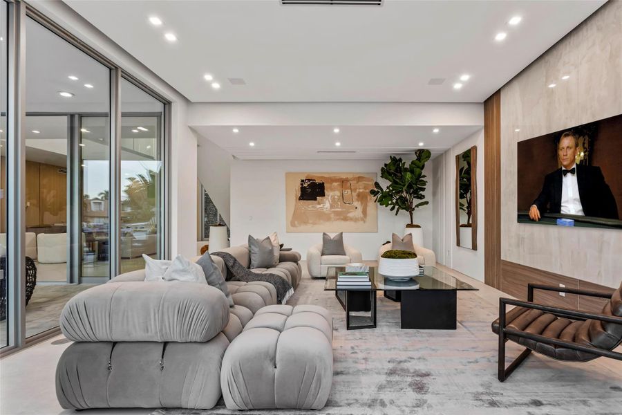 Furnished interior view inside a new home in , Fort Lauderdale (Image 14).