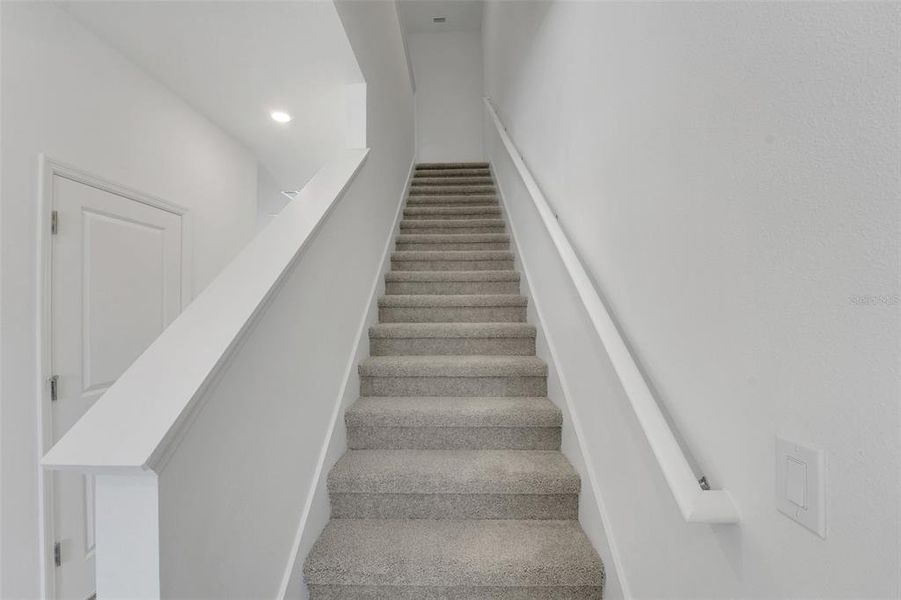 Spacious, unfurnished interior of a new home in Shores at Mirada, San Antonio (Image 24).