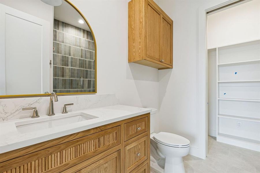 Furnished interior view inside a new home in , Dallas (Image 4). Furnished interior view inside a new home in , Dallas (Image 4).