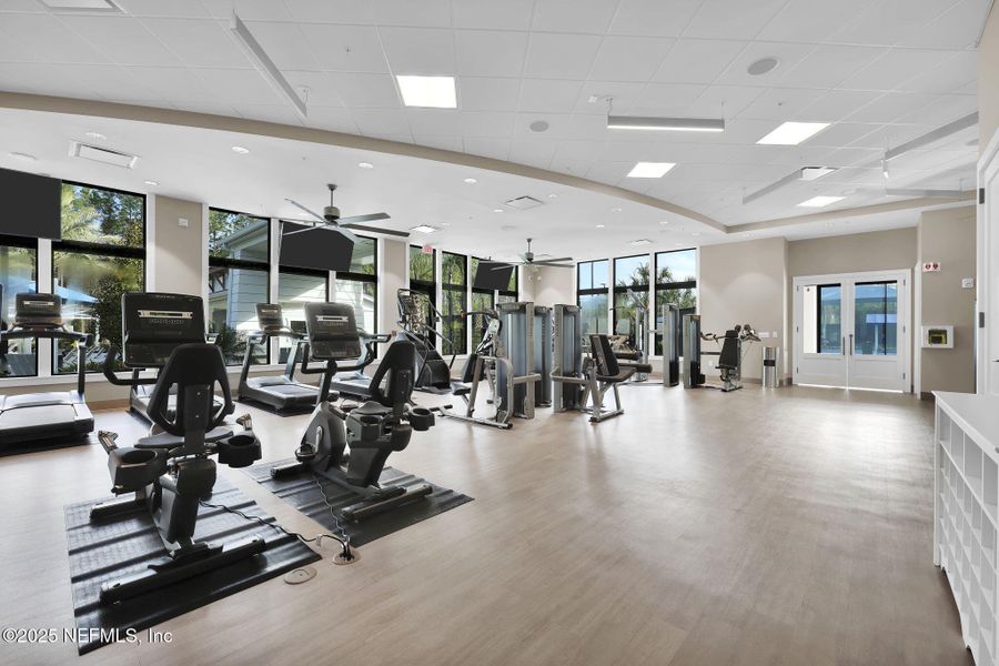 Community amenities in Del Webb Wildlight, Yulee (Image 27).
