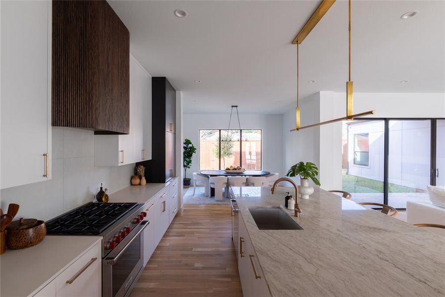 Furnished interior view inside a new home in , Dallas (Image 7).