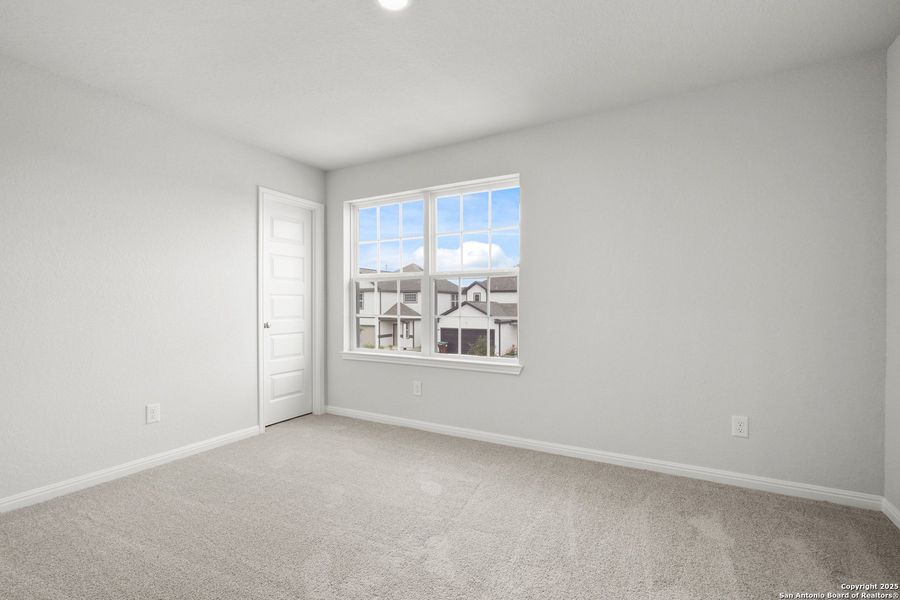 Spacious, unfurnished interior of a new home in Timber Creek, San Antonio (Image 17). Spacious, unfurnished interior of a new home in Timber Creek, San Antonio (Image 17).