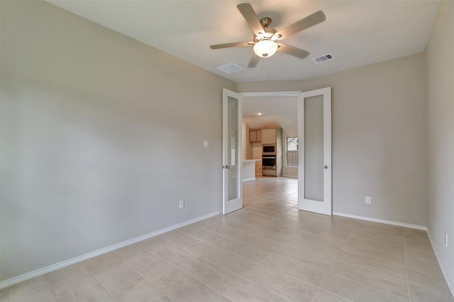 Spacious, unfurnished interior of a new home in The Highlands, Porter (Image 23).