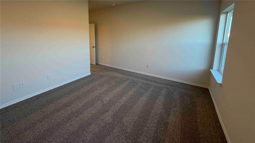Spacious, unfurnished interior of a new home in Blaire Lake, Tyler (Image 11). Spacious, unfurnished interior of a new home in Blaire Lake, Tyler (Image 11).