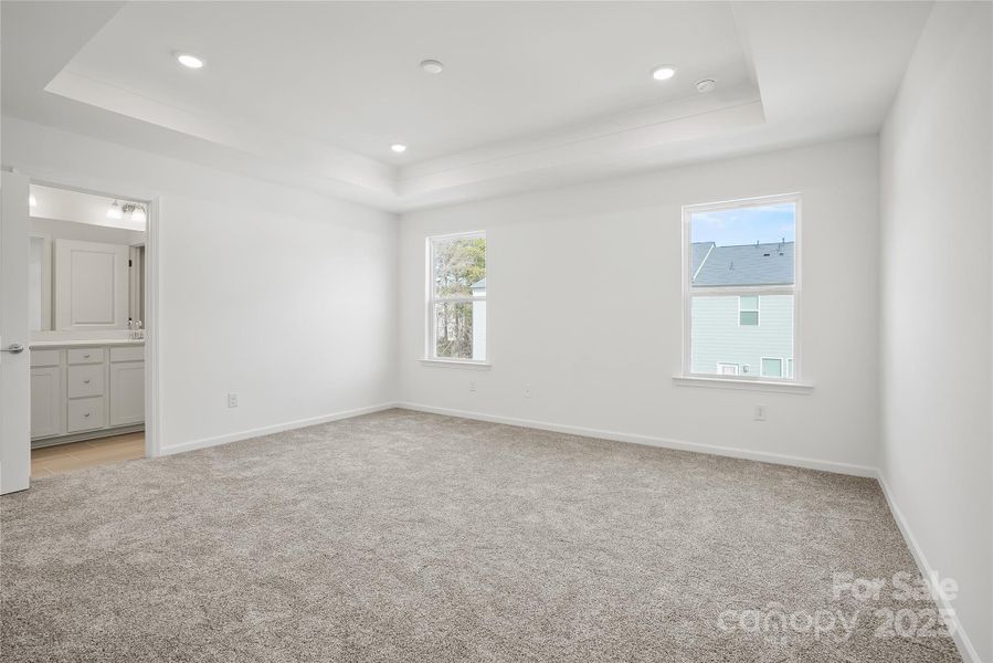 Spacious, unfurnished interior of a new home in Galloway Towns, Charlotte (Image 27).