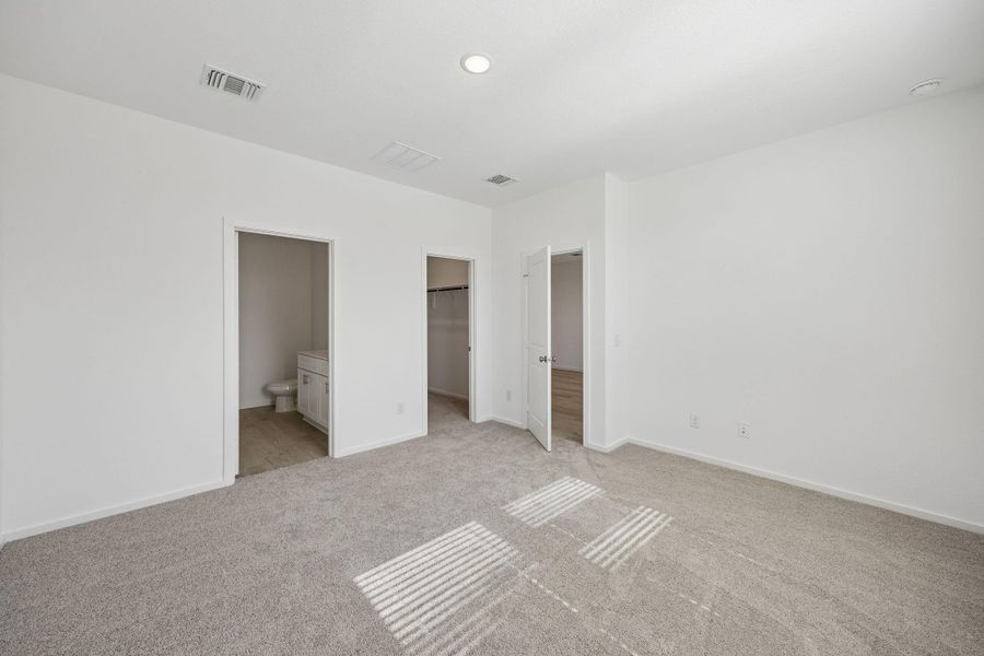 MODEL HOME images may NOT be consistent with the finished product.