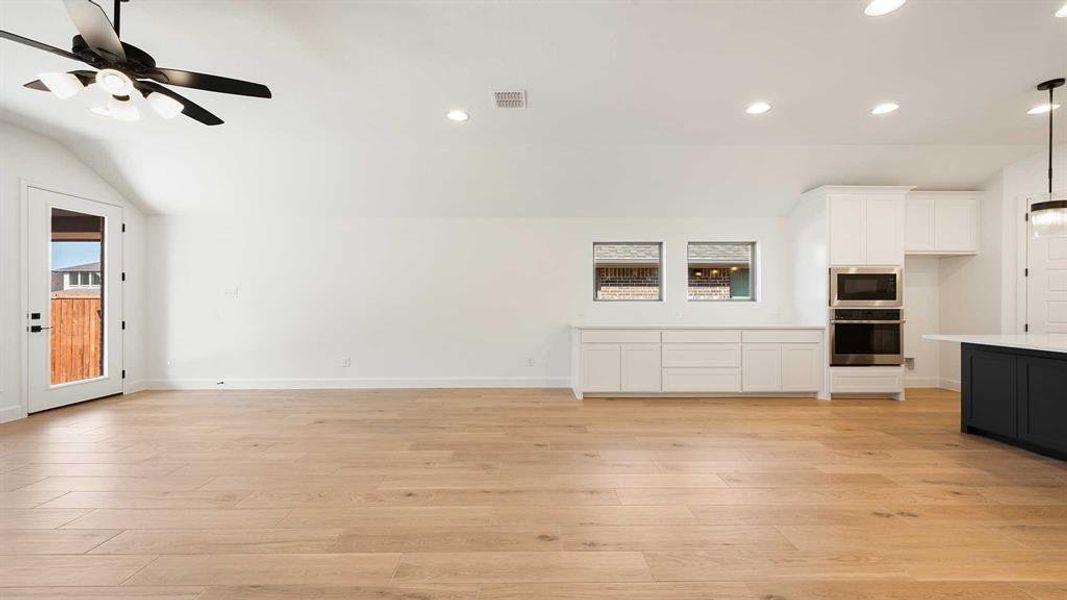 Spacious, unfurnished interior of a new home in Devonshire, Forney (Image 17).