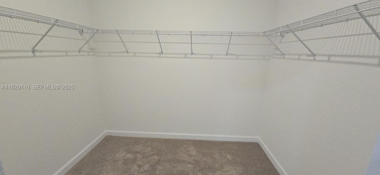 MASTER CLOSET MASTER CLOSET