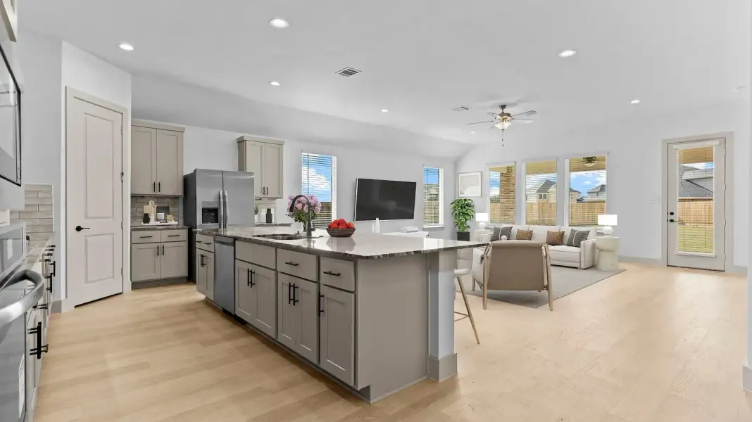 Representative furnished interior of a home built from the Cardinale by D.R. Horton in Alexander 65' Homesites, Pearland (Image 9).