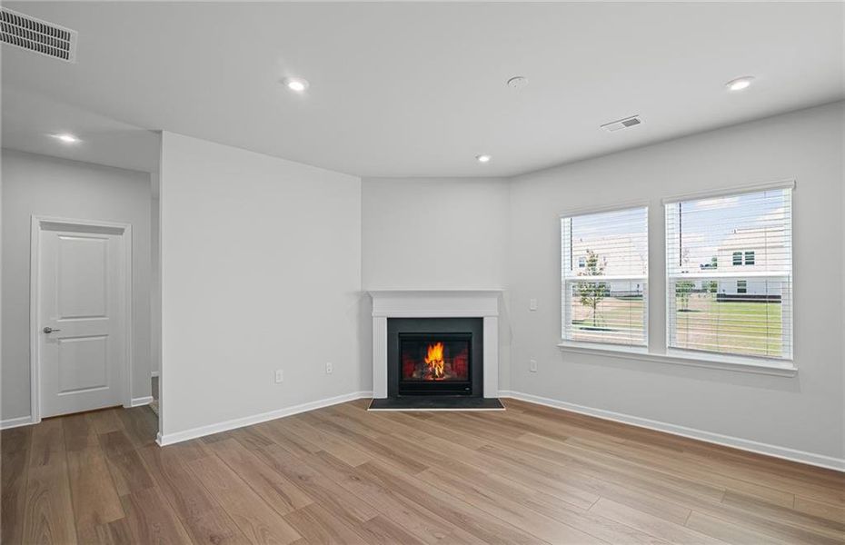 Spacious, unfurnished interior of a new home in Anderson Point, McDonough (Image 15).