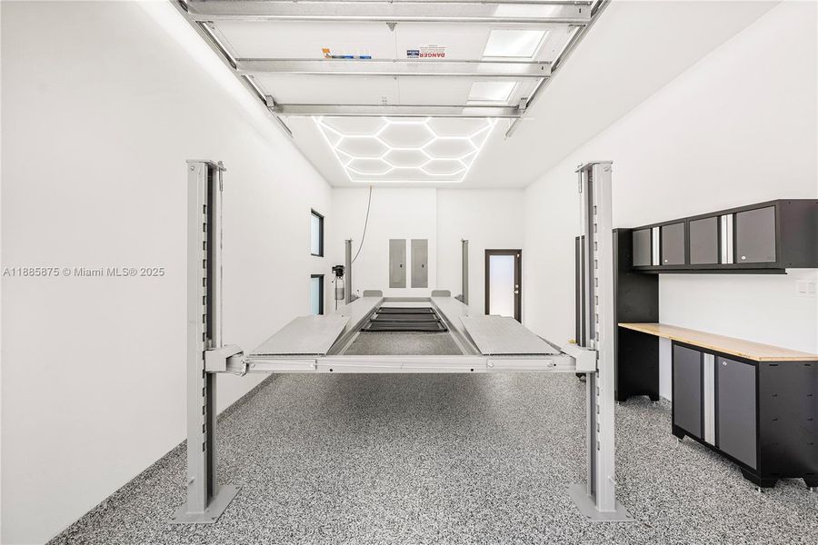 Image 58 of a home in . Image 58 of a home in .