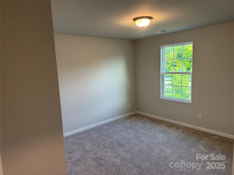 2nd Bedroom 2nd Bedroom