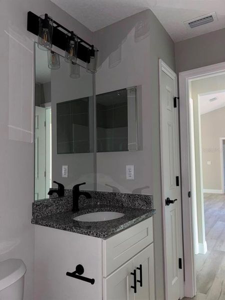 Furnished interior view inside a new home in , Dunnellon (Image 9).