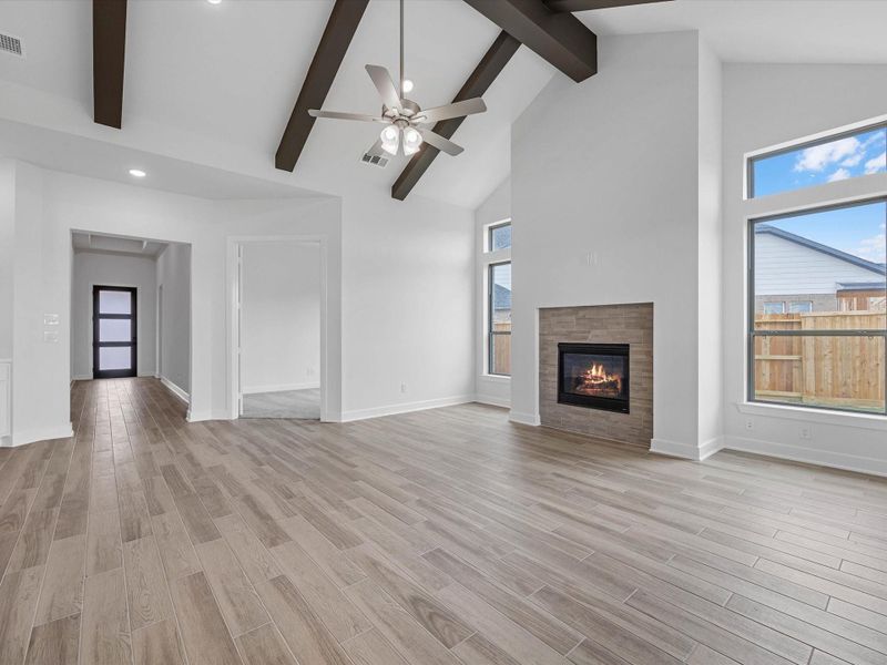 Spacious, unfurnished interior of a new home in , Fulshear (Image 6). Spacious, unfurnished interior of a new home in , Fulshear (Image 6).