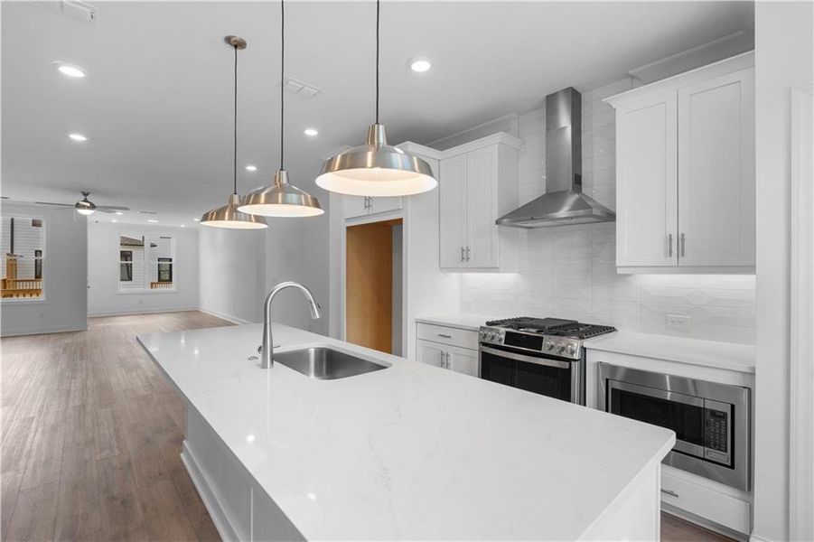 Furnished interior view inside a new home in , Buford (Image 9).
