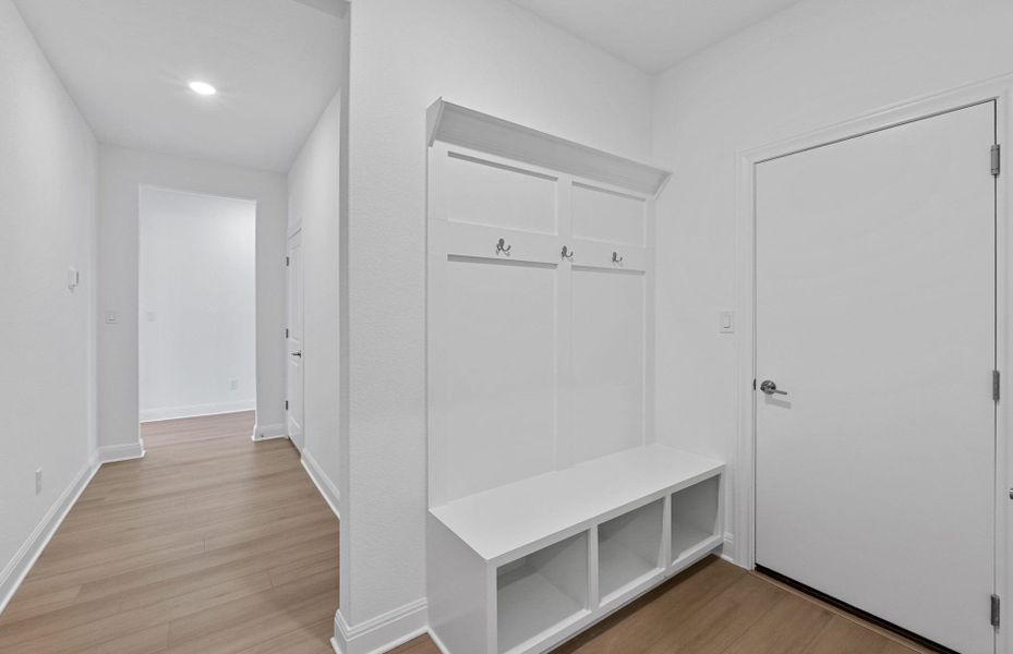 Image 64 of a home in Bluffview Reserve.