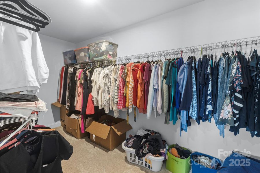 Image 47 of a home in .