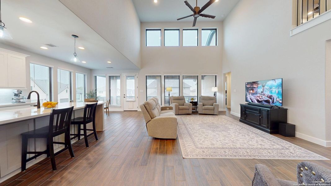 Furnished interior view inside a new home in Weston Oaks 55', San Antonio (Image 14).