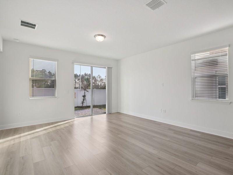 Spacious, unfurnished interior of a new home in Cyrene at Minneola - Villas, Minneola (Image 8). Spacious, unfurnished interior of a new home in Cyrene at Minneola - Villas, Minneola (Image 8).