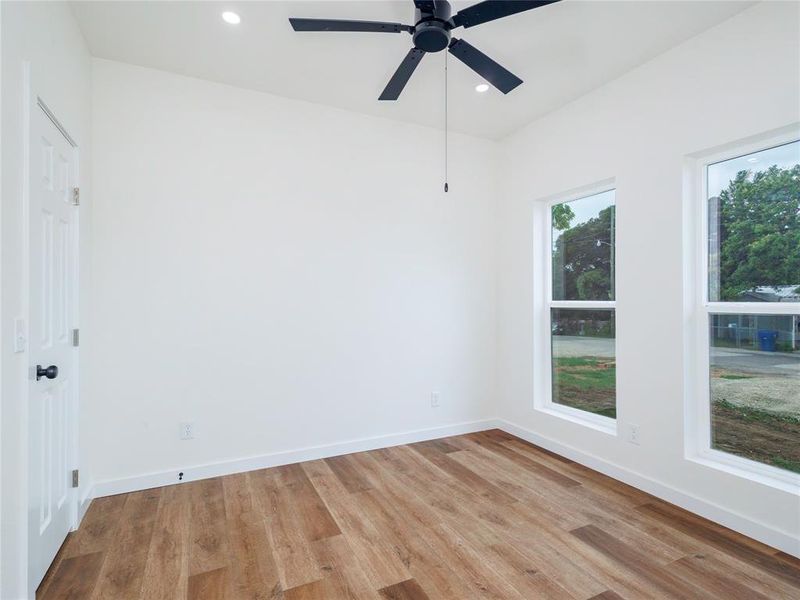 Spacious, unfurnished interior of a new home in , Brownwood (Image 18).