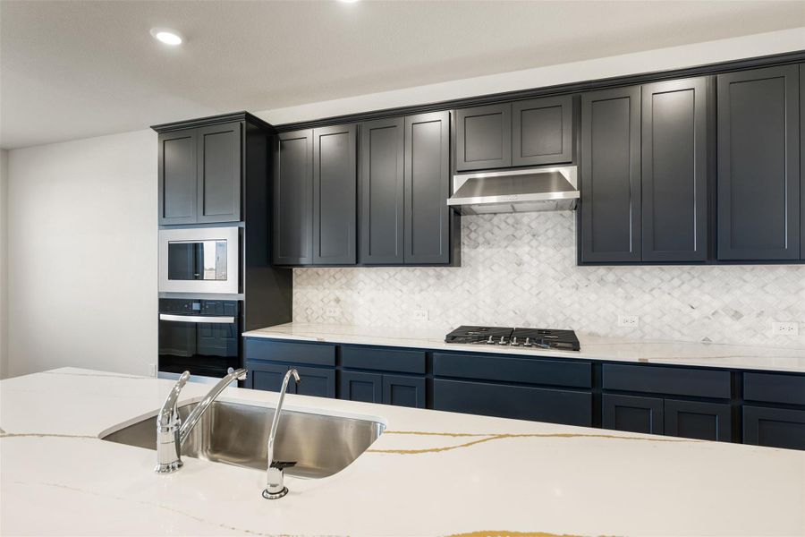 Representative images and renderings are for illustrative purposes. Actual structural options and design finishes of home may vary. Representative images and renderings are for illustrative purposes. Actual structural options and design finishes of home may vary.