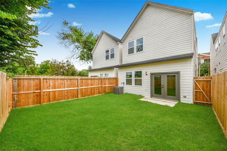 Exterior details and patio area of a home in , Houston (Image 3).
