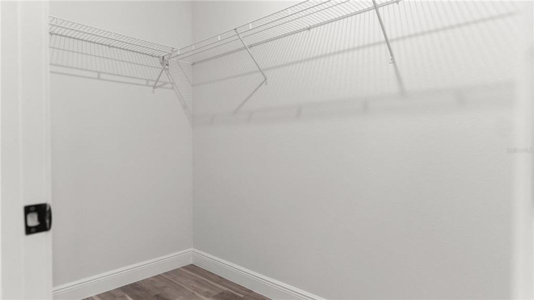 Spacious, unfurnished interior of a new home in , Ocala (Image 19).