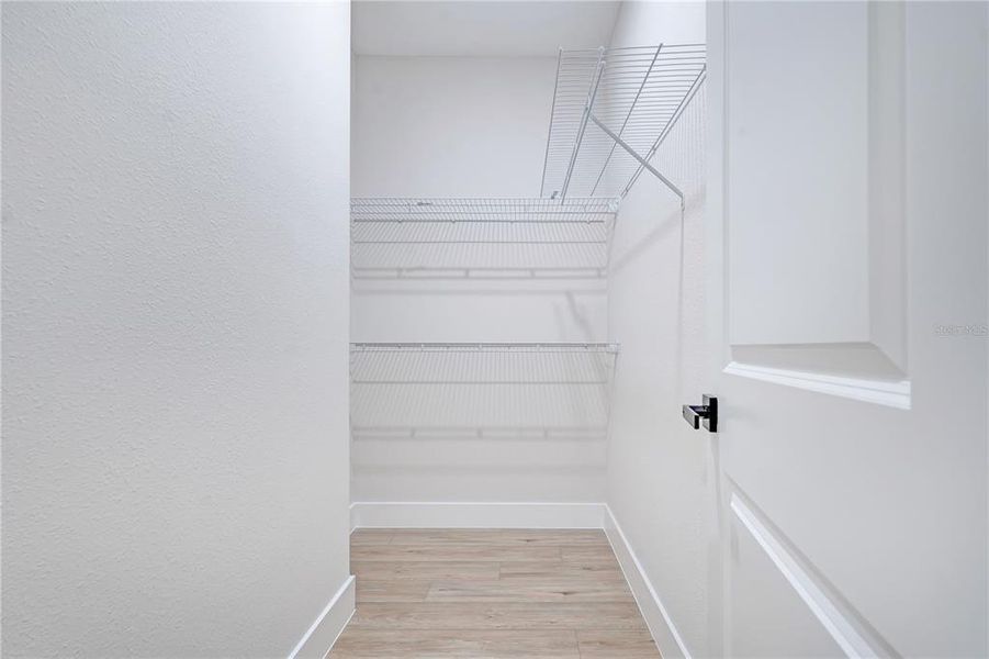 Spacious, unfurnished interior of a new home in , Apopka (Image 20).