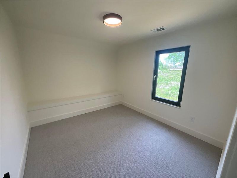 Spacious, unfurnished interior of a new home in , Lawrenceville (Image 29).