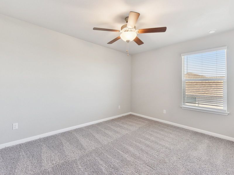 Spacious, unfurnished interior of a new home in Big Sky Ranch - Executive Collection, Dripping Springs (Image 18).