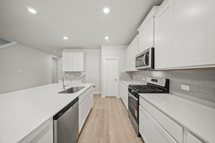 Furnished interior view inside a new home in Russell Ranch, Bay City (Image 13). Furnished interior view inside a new home in Russell Ranch, Bay City (Image 13).