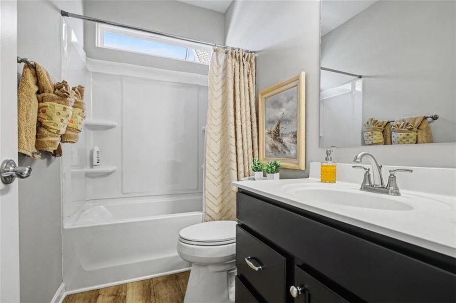 Furnished interior view inside a new home in Laurel Farms, Dallas (Image 12).