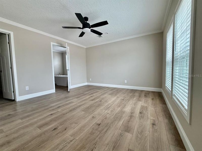 Spacious, unfurnished interior of a new home in , Okeechobee (Image 24).
