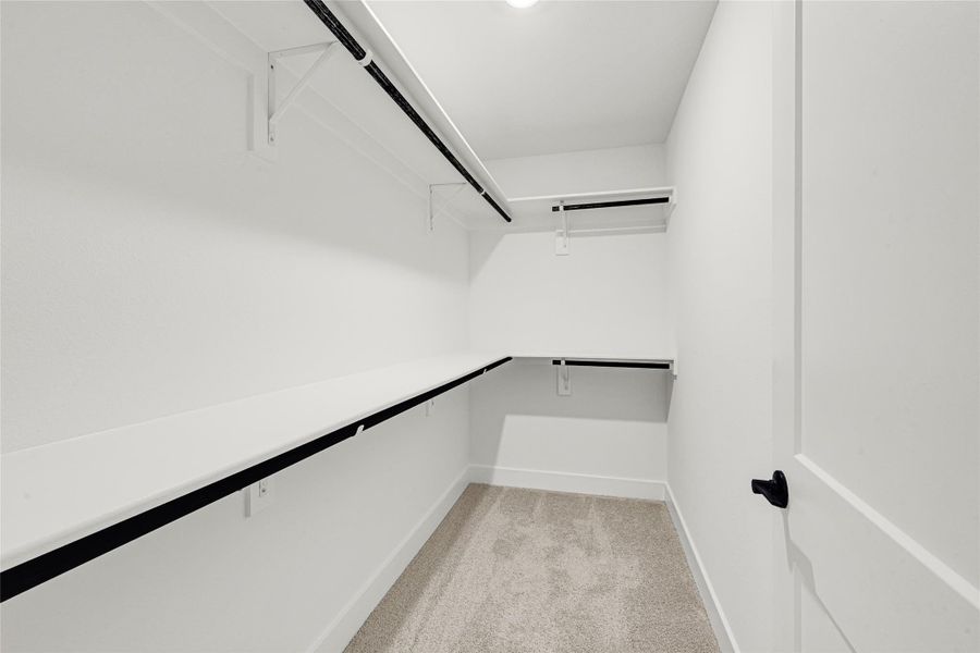 Spacious, unfurnished interior of a new home in Stonebrooke, Conroe (Image 13). Spacious, unfurnished interior of a new home in Stonebrooke, Conroe (Image 13).