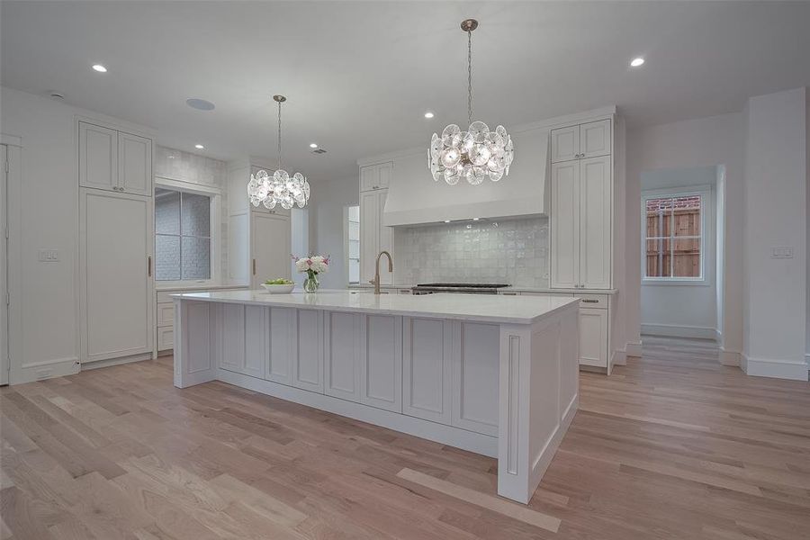 Furnished interior view inside a new home in , Dallas (Image 8).
