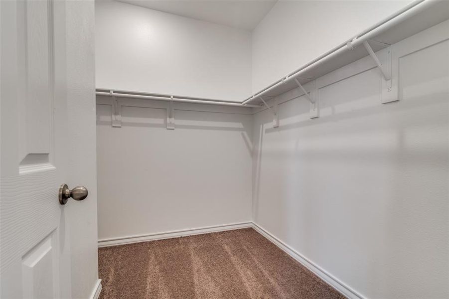 Image 21 of a home in Heartland Signature. Image 21 of a home in Heartland Signature.