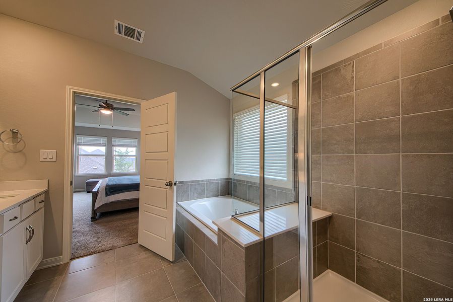 Furnished interior view inside a new home in Arcadia Ridge - Classic Series, San Antonio (Image 16).