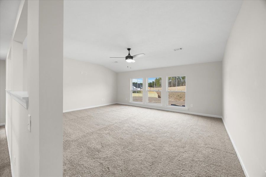 Spacious, unfurnished interior of a new home in Windsor, North Augusta (Image 30).