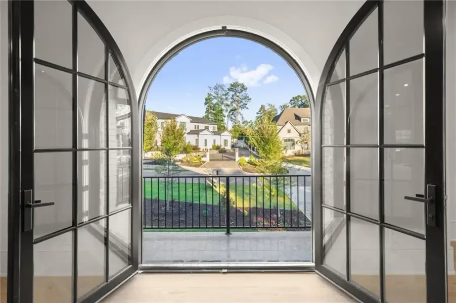 Exterior details and patio area of a home in , Alpharetta (Image 28).