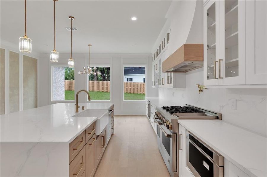 Furnished interior view inside a new home in , Grayson (Image 5).