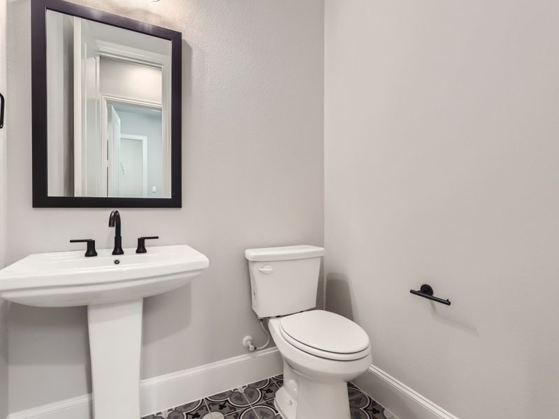 Plan 1624 Powder Room Representative Photo