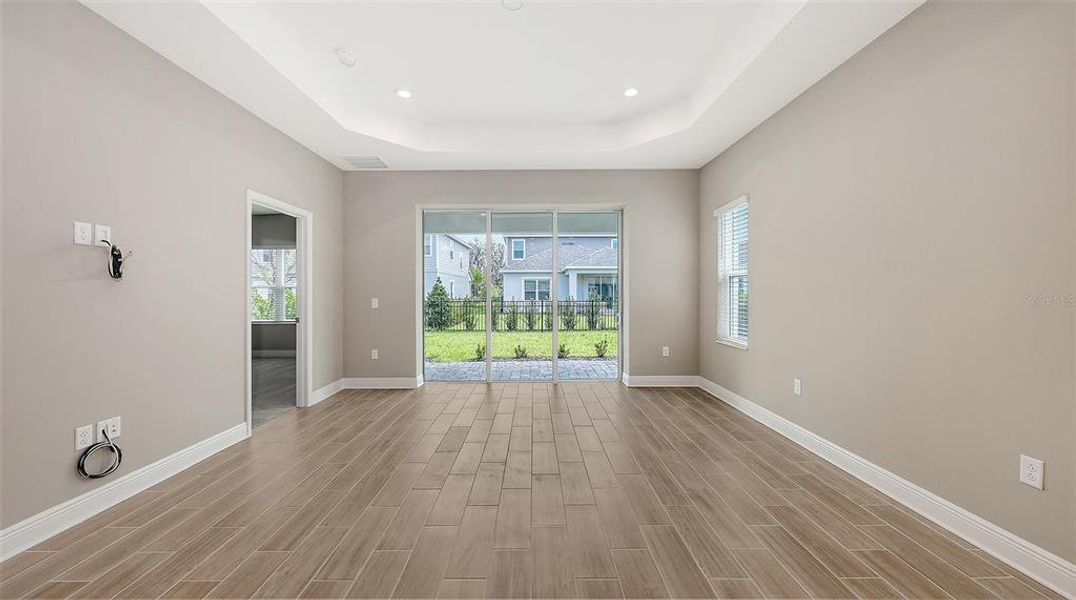Spacious, unfurnished interior of a new home in Wildleaf, Parrish (Image 16).